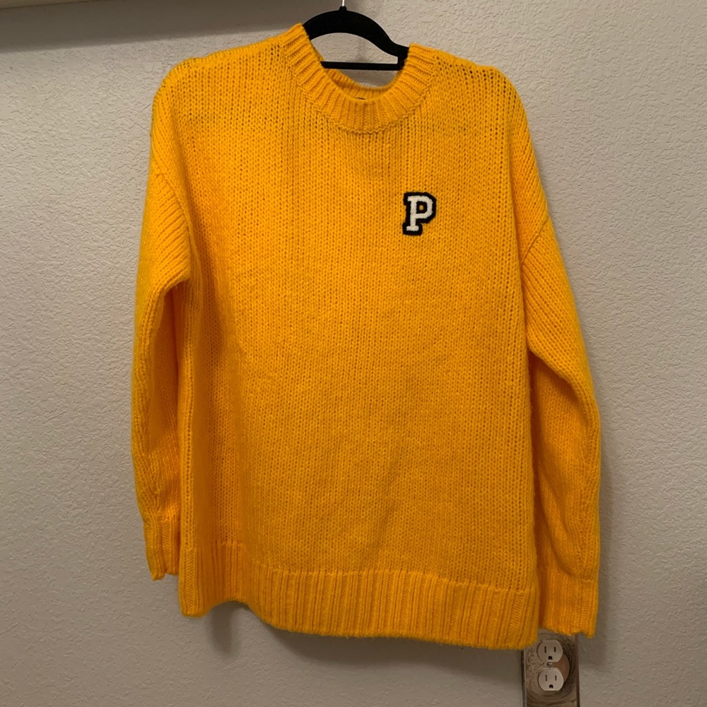 PINK oversized sweater